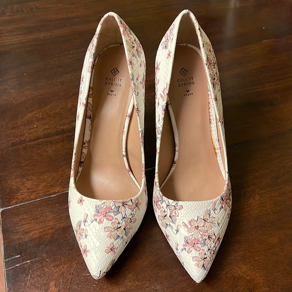 White floral heels